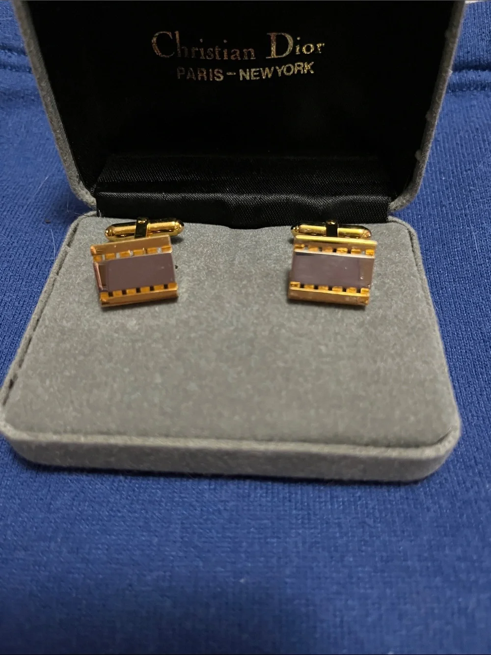 💙💙💙Dior Gold Tone Cufflinks with Silver tone Inlay💙💙💙